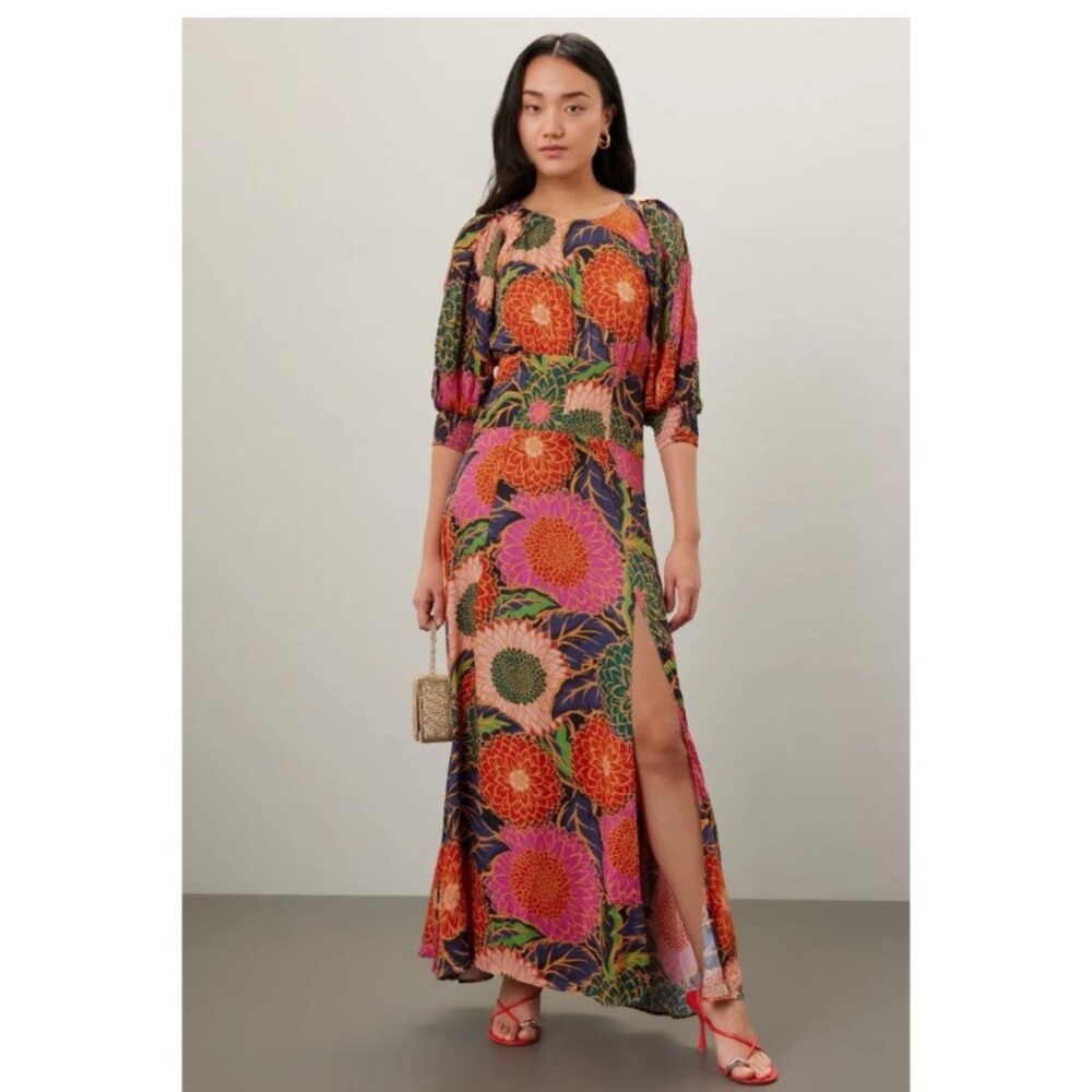 FARM Rio Elegant Floral Maxi Dress with Slit